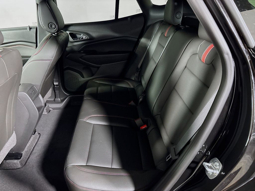 2025 Chevrolet Trax photo 17