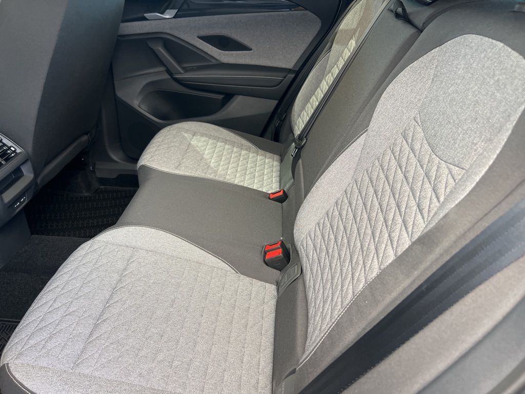 2025 Volkswagen Tiguan S photo 28