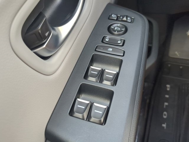 2025 Honda Pilot Elite photo 20