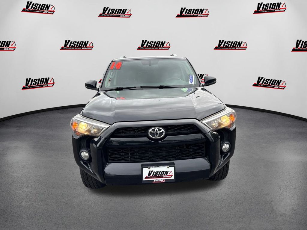 2016 Toyota 4Runner SR5 Premium photo 2