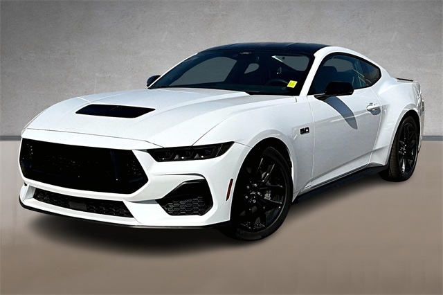 2025 Ford Mustang GT Premium's photo