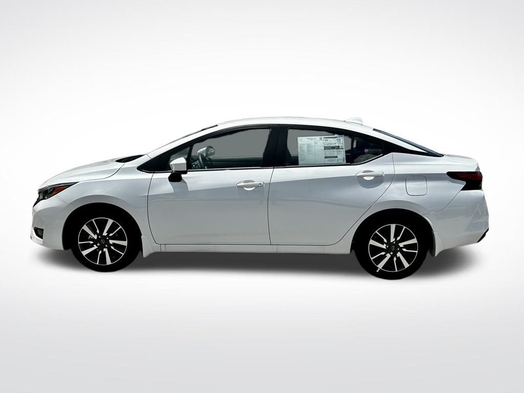 2025 Nissan Versa SV photo 3