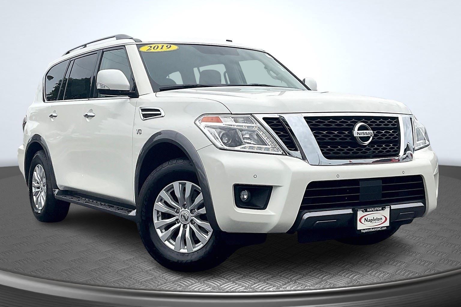 2019 Nissan Armada SV photo 9