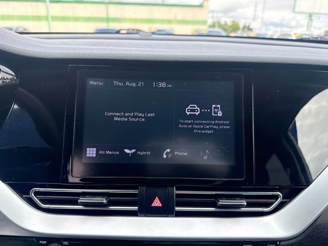 2022 Kia Niro LX photo 18