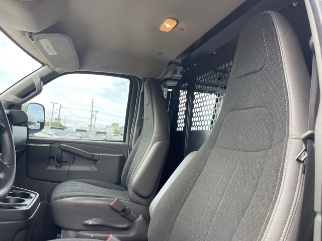 2023 Chevrolet Express Cargo Van 2500 photo 15