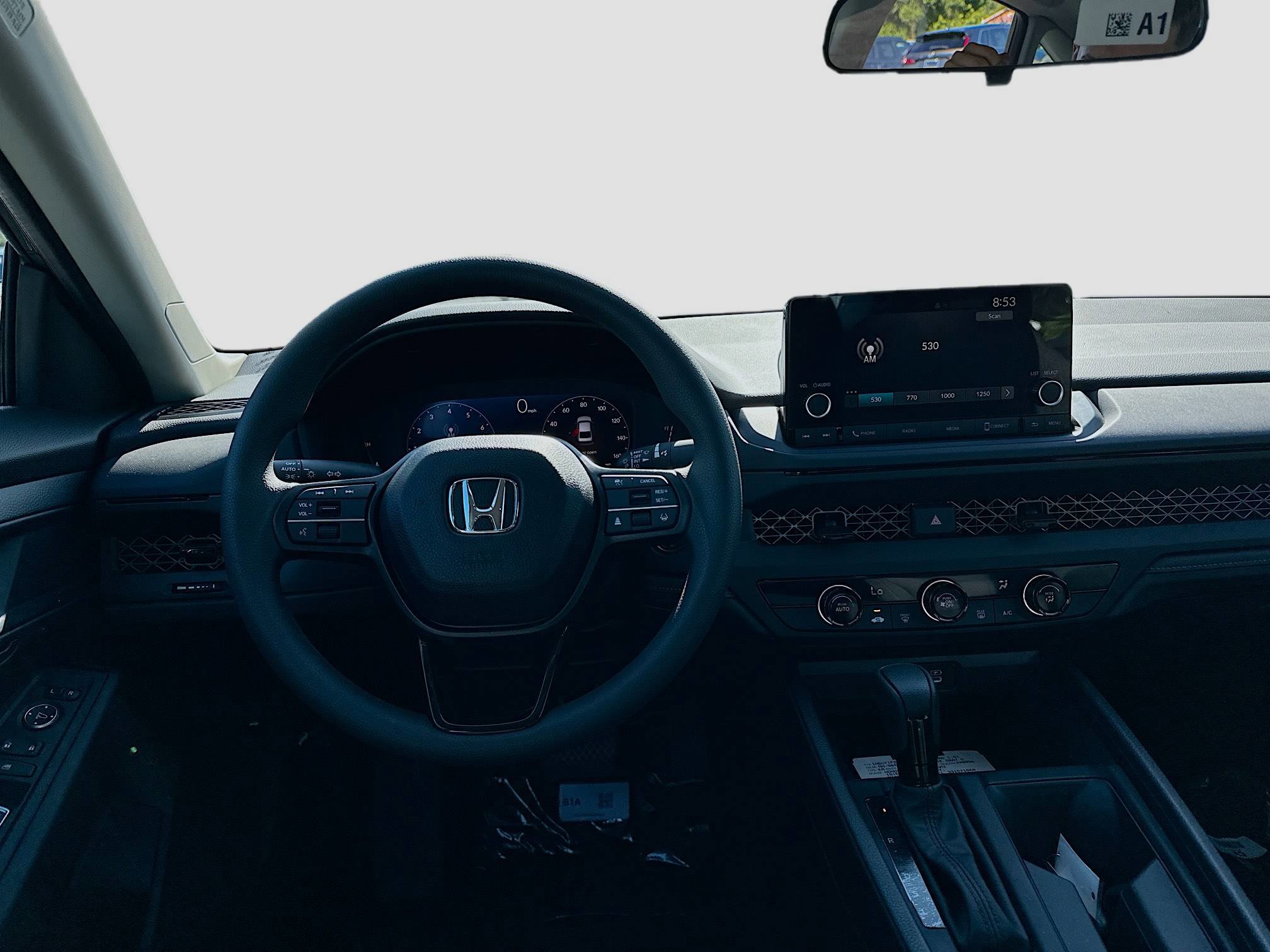 2025 Honda Accord LX photo 15