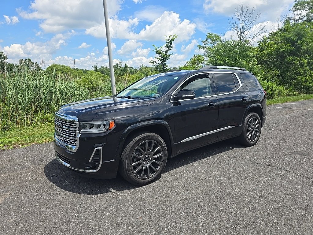 2022 Gmc Acadia Denali photo 2