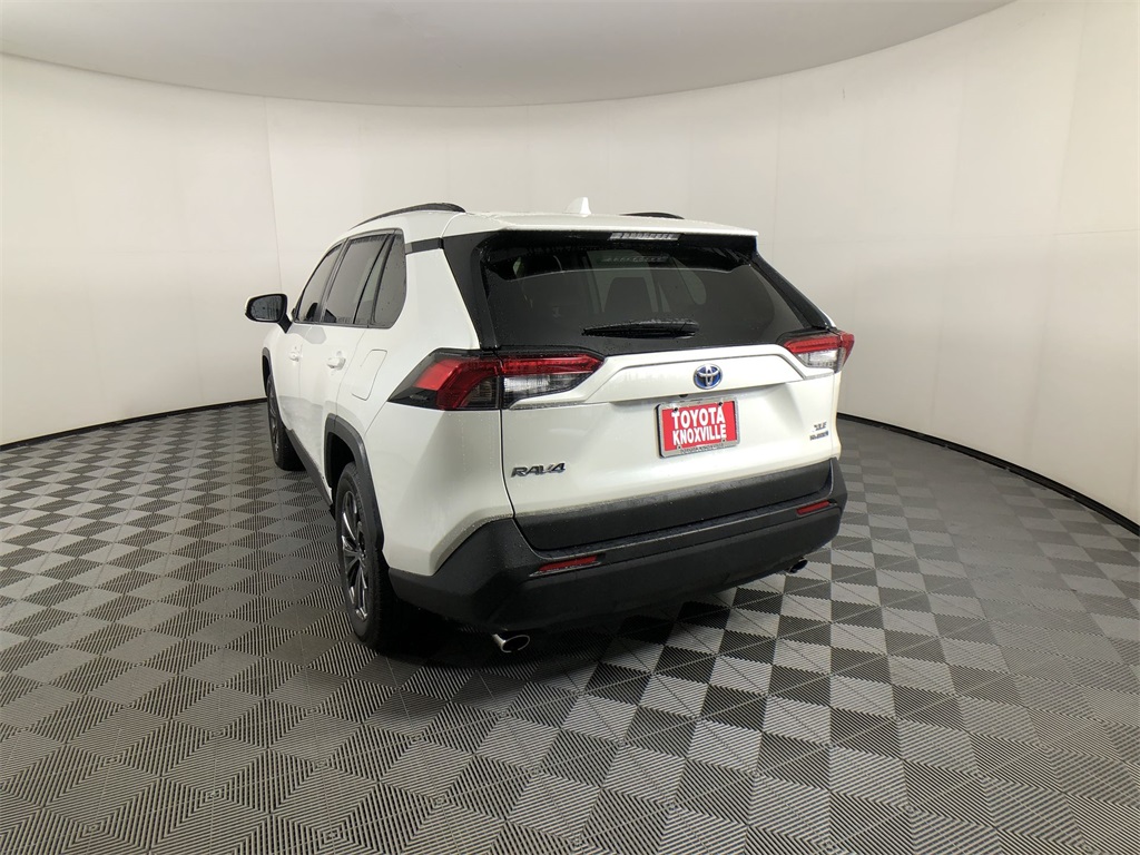 2022 Toyota RAV4 Hybrid XLE Premium photo 7