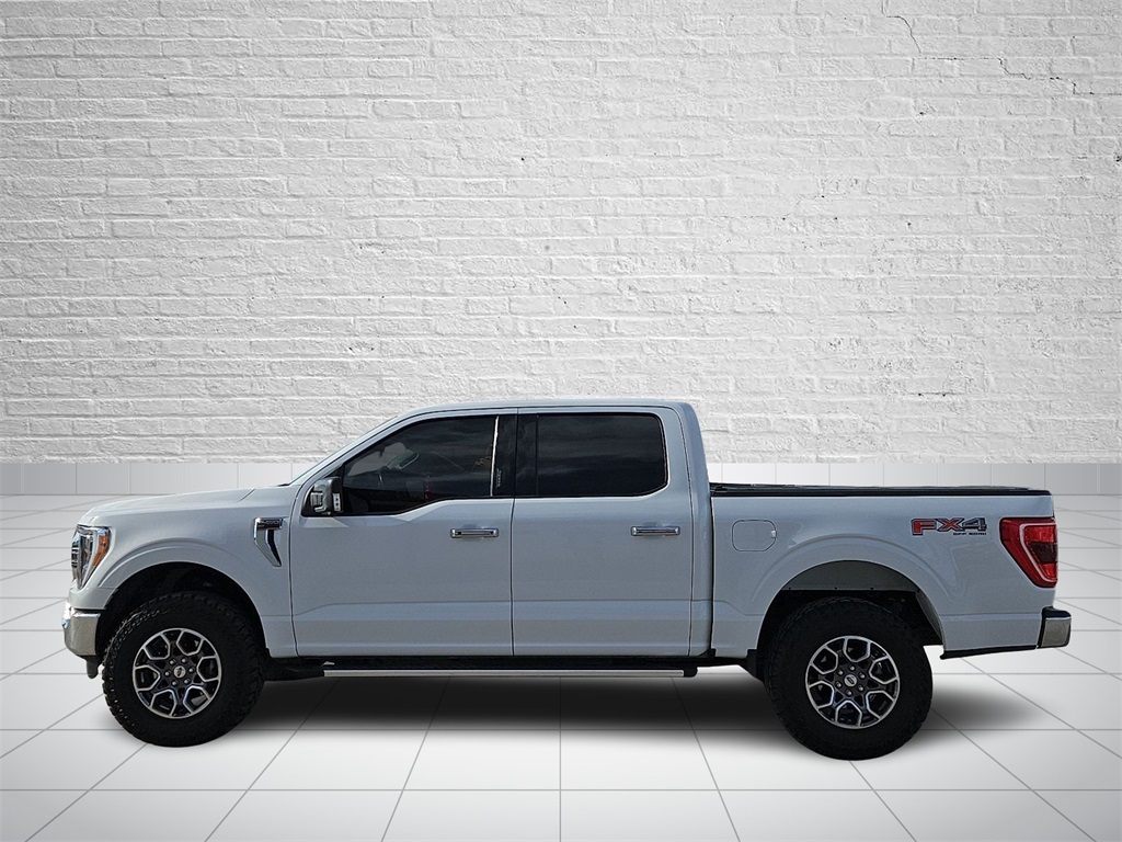 2022 Ford F-150 XLT photo 2