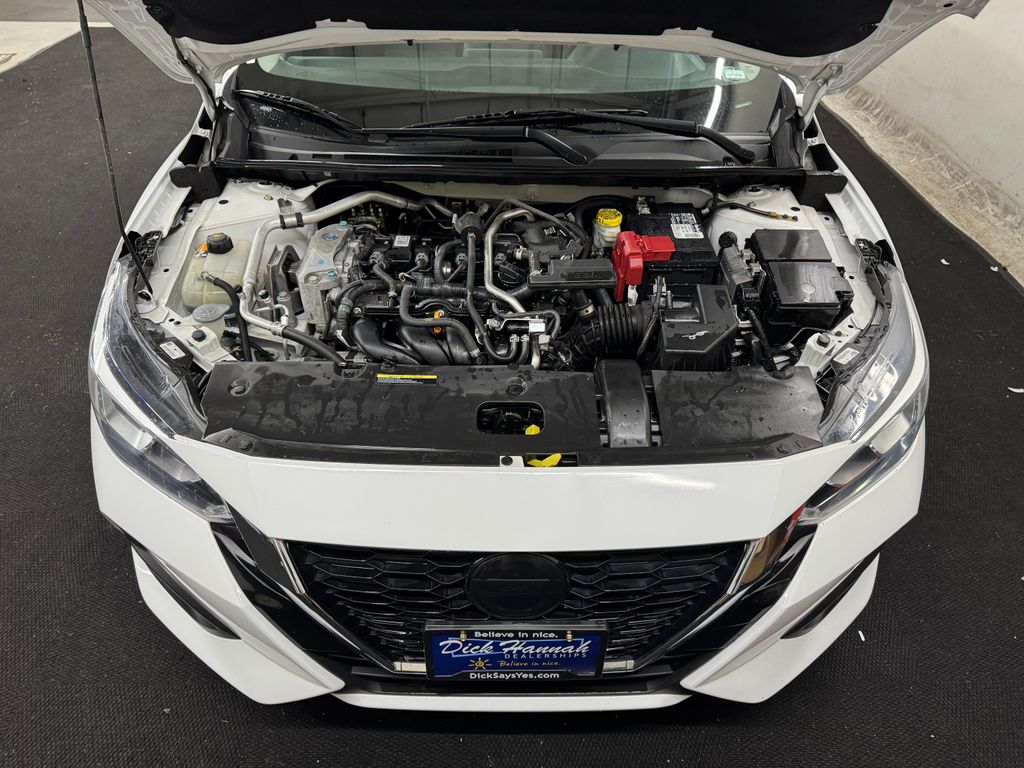 2022 Nissan Sentra SV photo 11