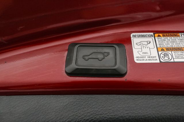 2018 Toyota RAV4 XLE photo 10
