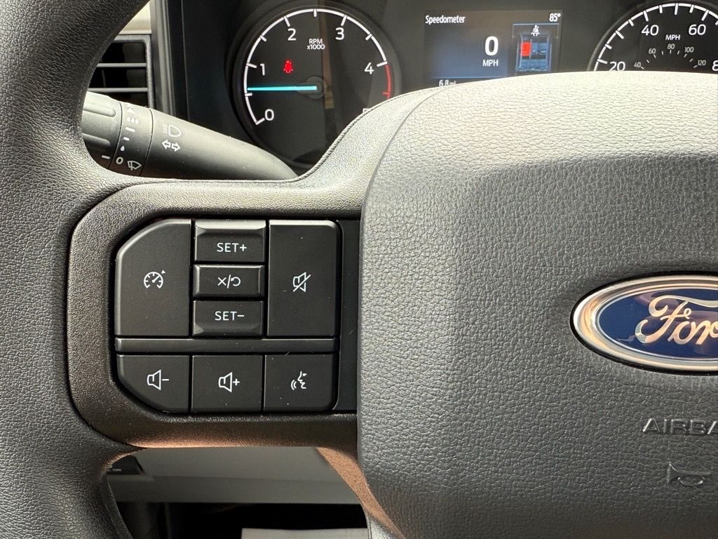 2025 Ford F-250 XL photo 13