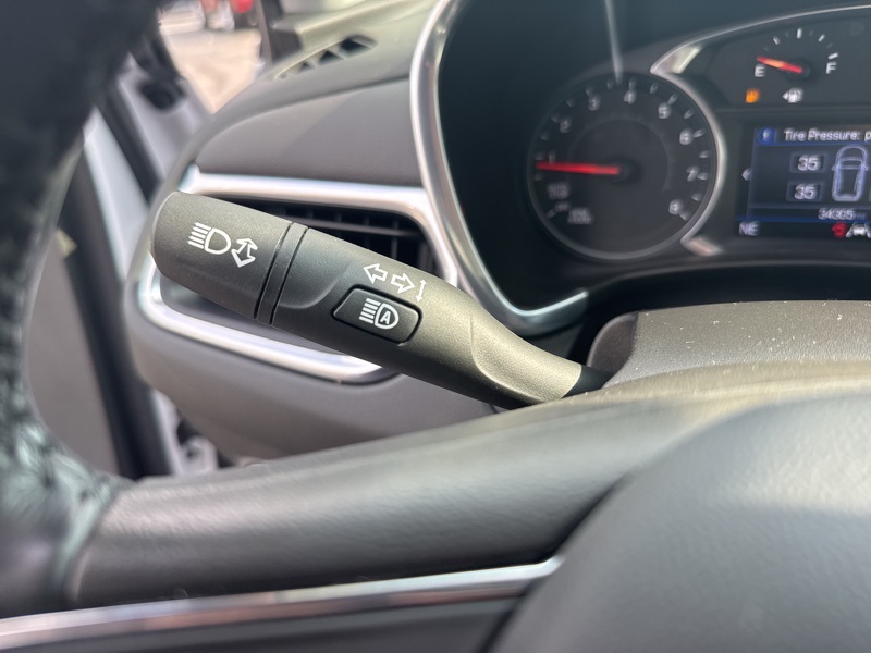 2021 Chevrolet Equinox LT photo 25