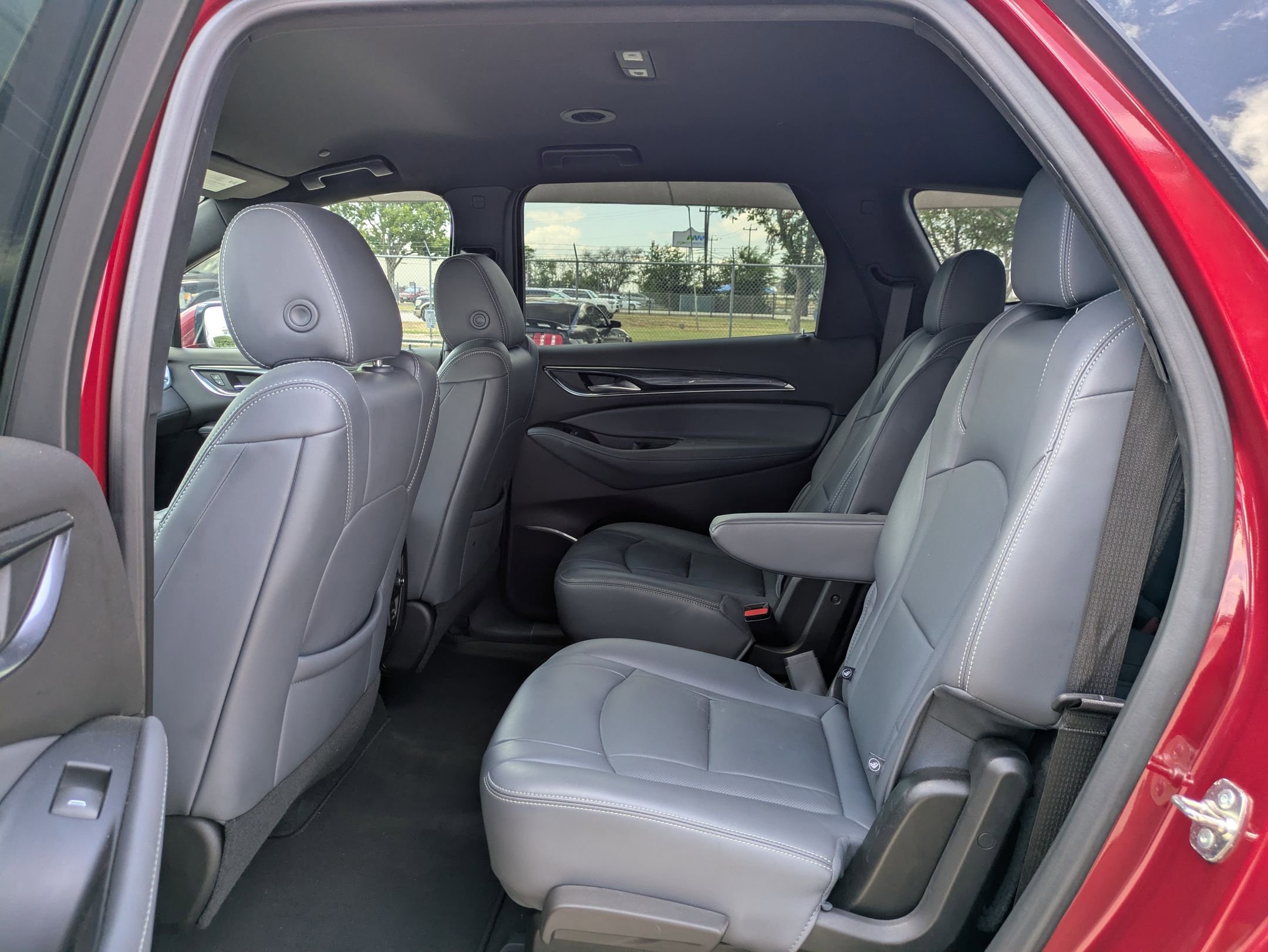 2024 Buick Enclave Premium photo 14