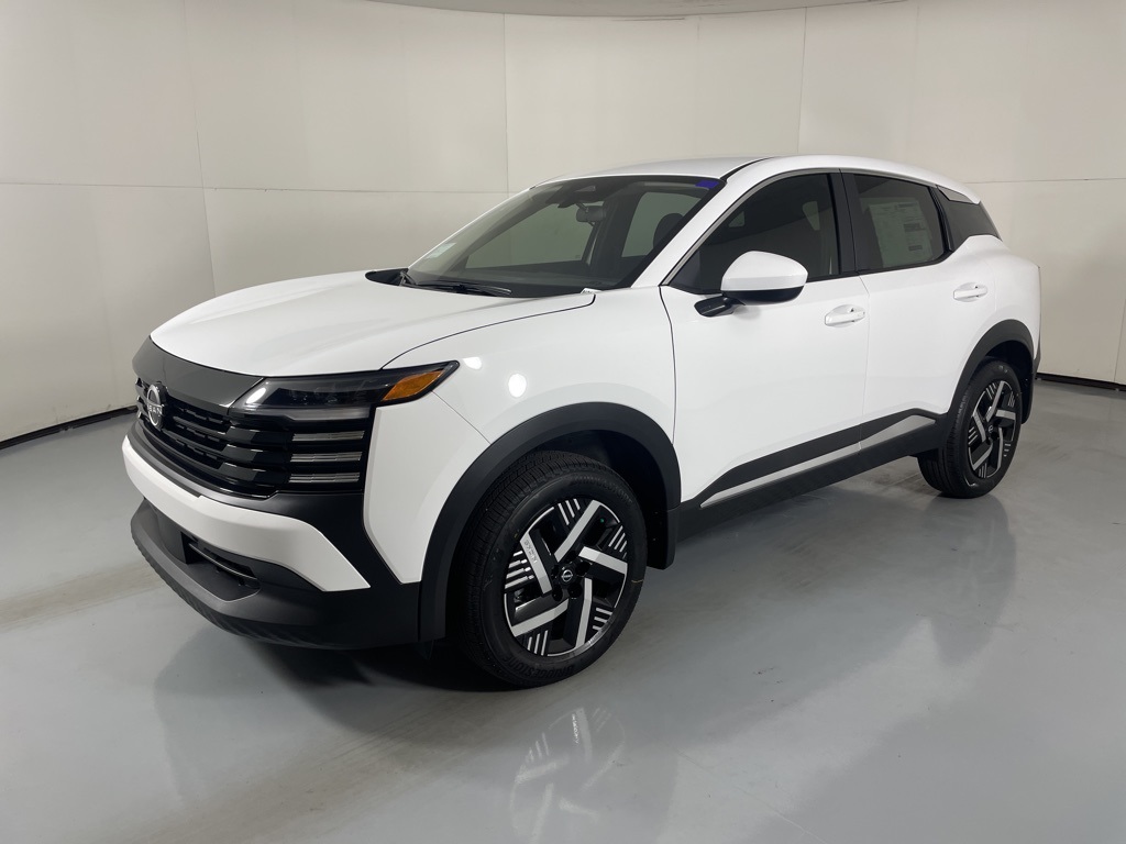 2025 Nissan Kicks SV photo 4