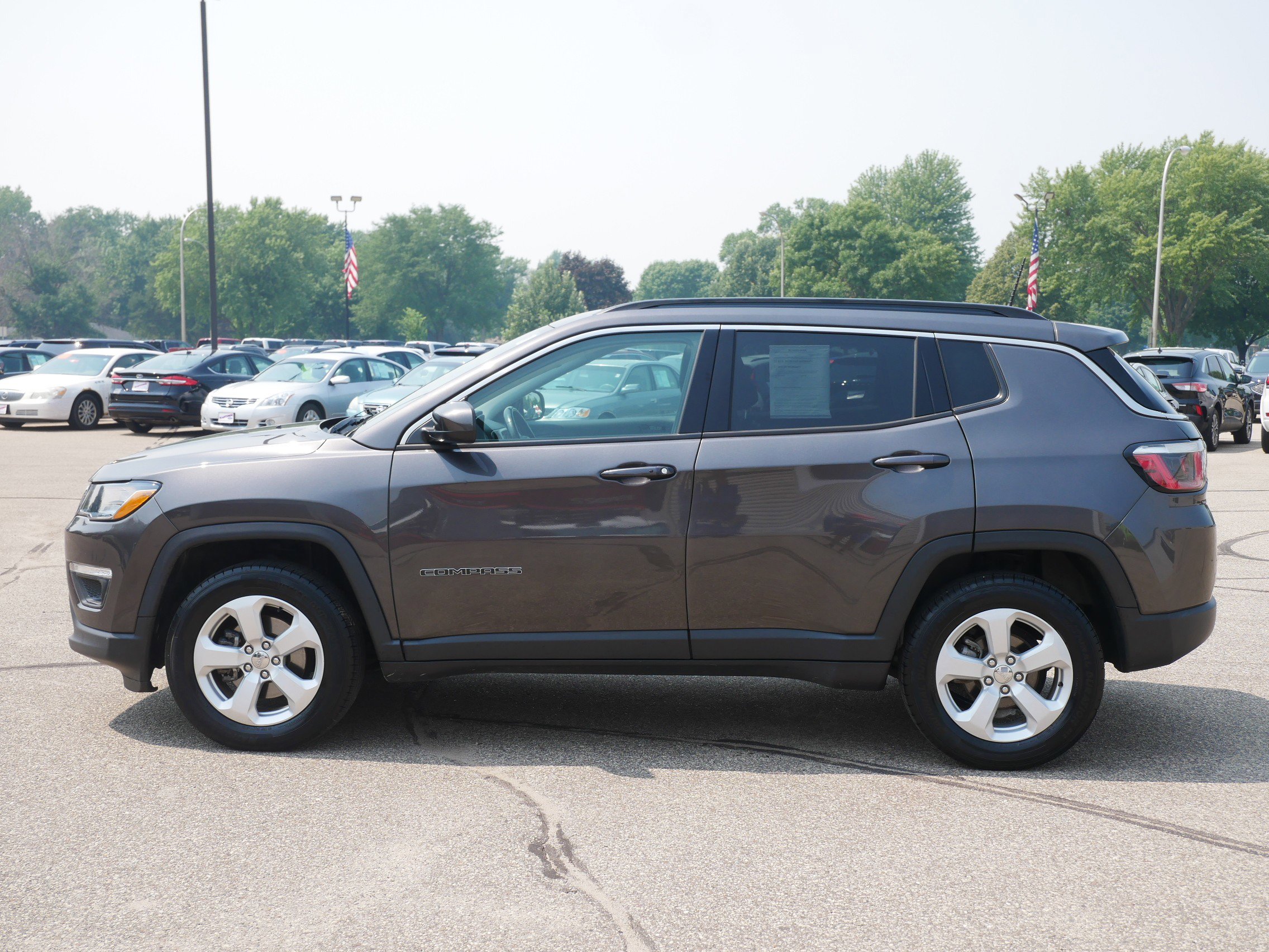 Used 2018 Jeep Compass Latitude with VIN 3C4NJDBB4JT161335 for sale in Hastings, Minnesota