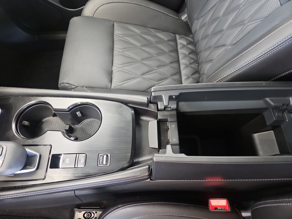 2024 Nissan Rogue Platinum photo 22
