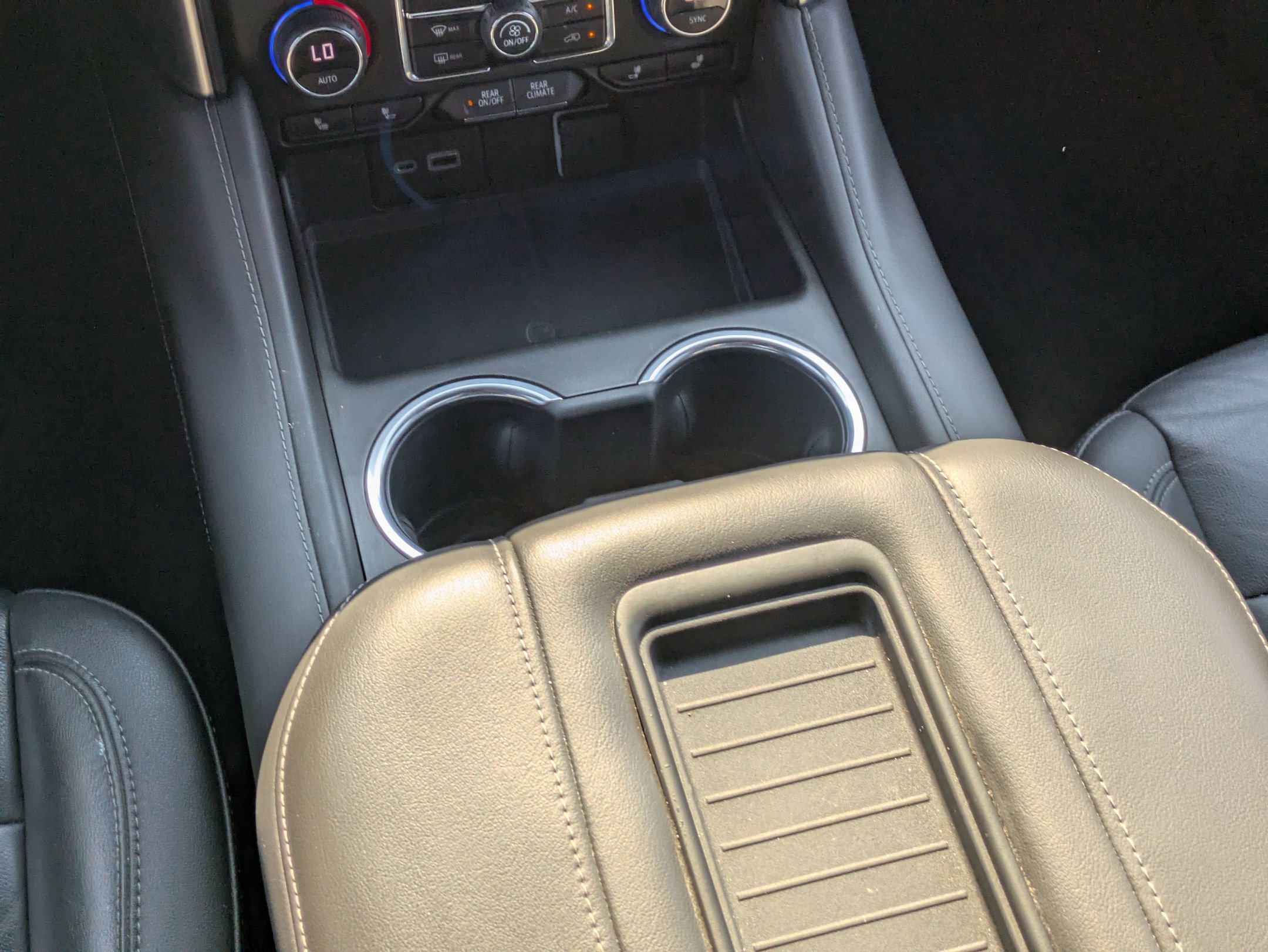 2021 Chevrolet Tahoe Z71 photo 20