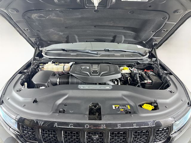 2023 Jeep Wagoneer L Series III Obsidian photo 30
