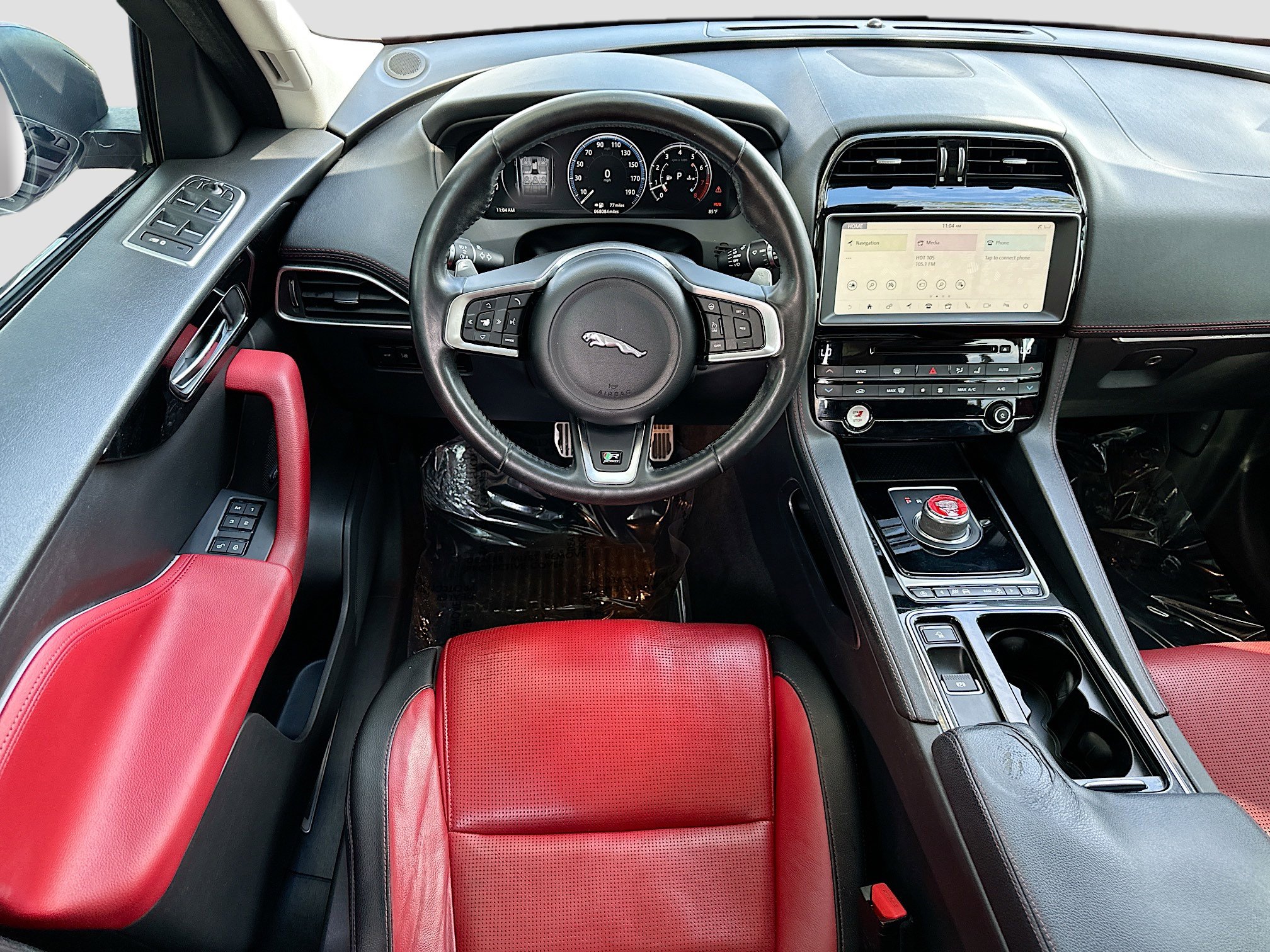 2018 Jaguar F-PACE R-Dynamic SE photo 20