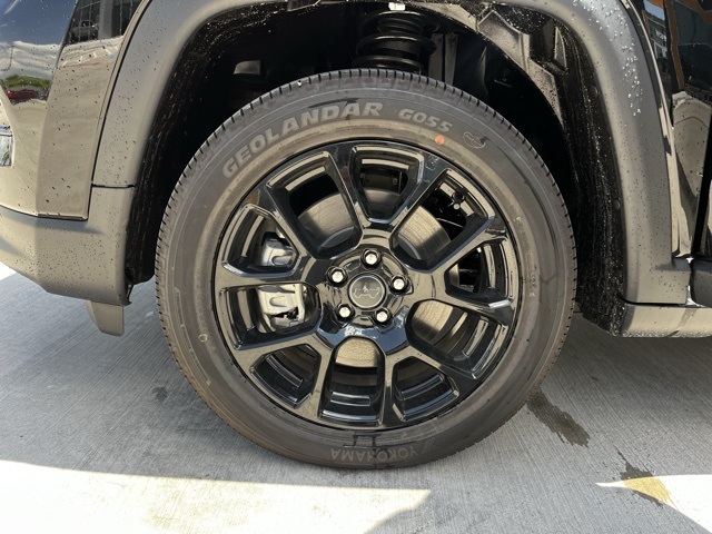2025 Jeep Compass Latitude photo 4