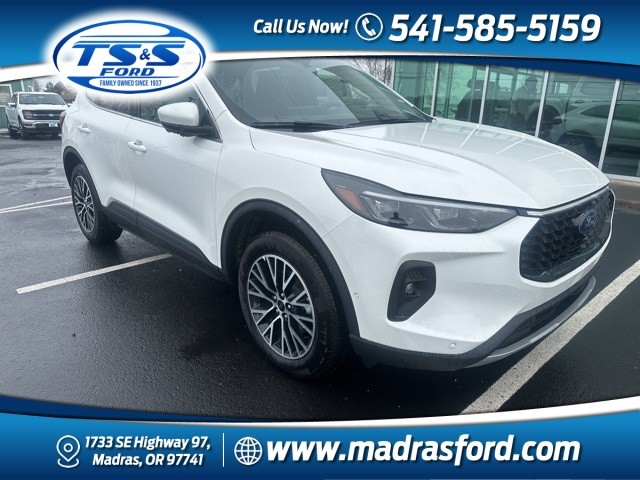 2024 Ford Escape PHEV's photo