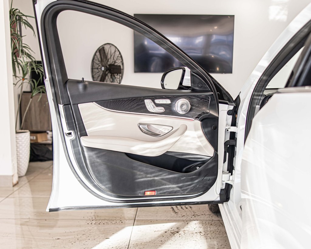 2018 MERCEDES-BENZ E-CLASS - Image 32