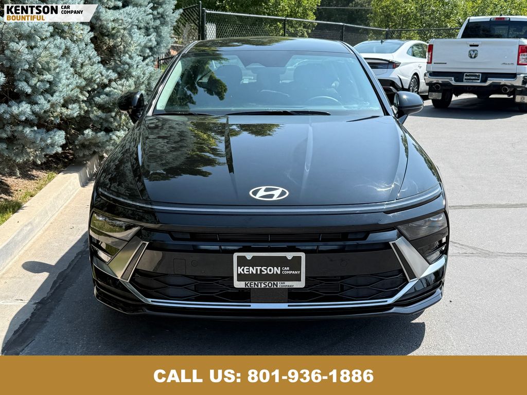2024 Hyundai Sonata SEL photo 2
