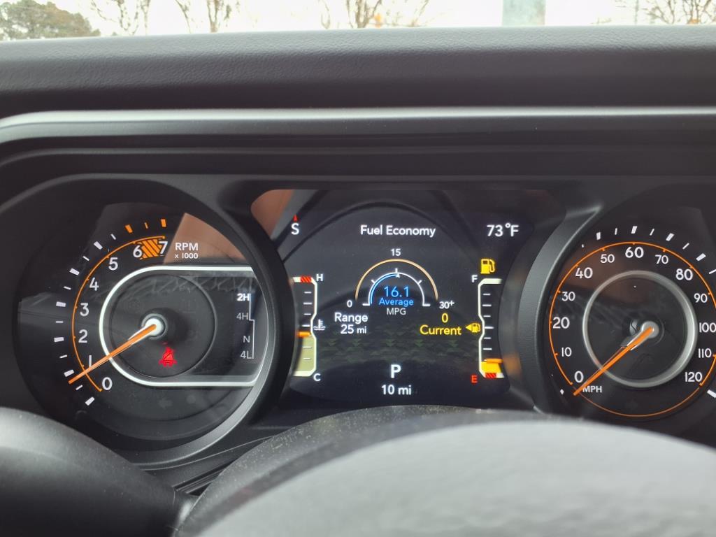 2025 Jeep Wrangler Rubicon photo 26