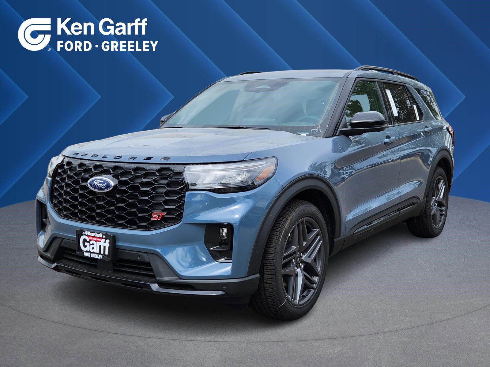 2025 Ford Explorer ST's photo