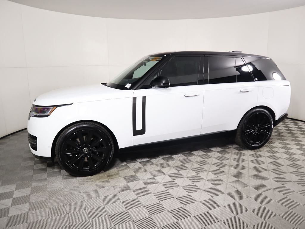 2025 Land Rover Range Rover SE photo 8
