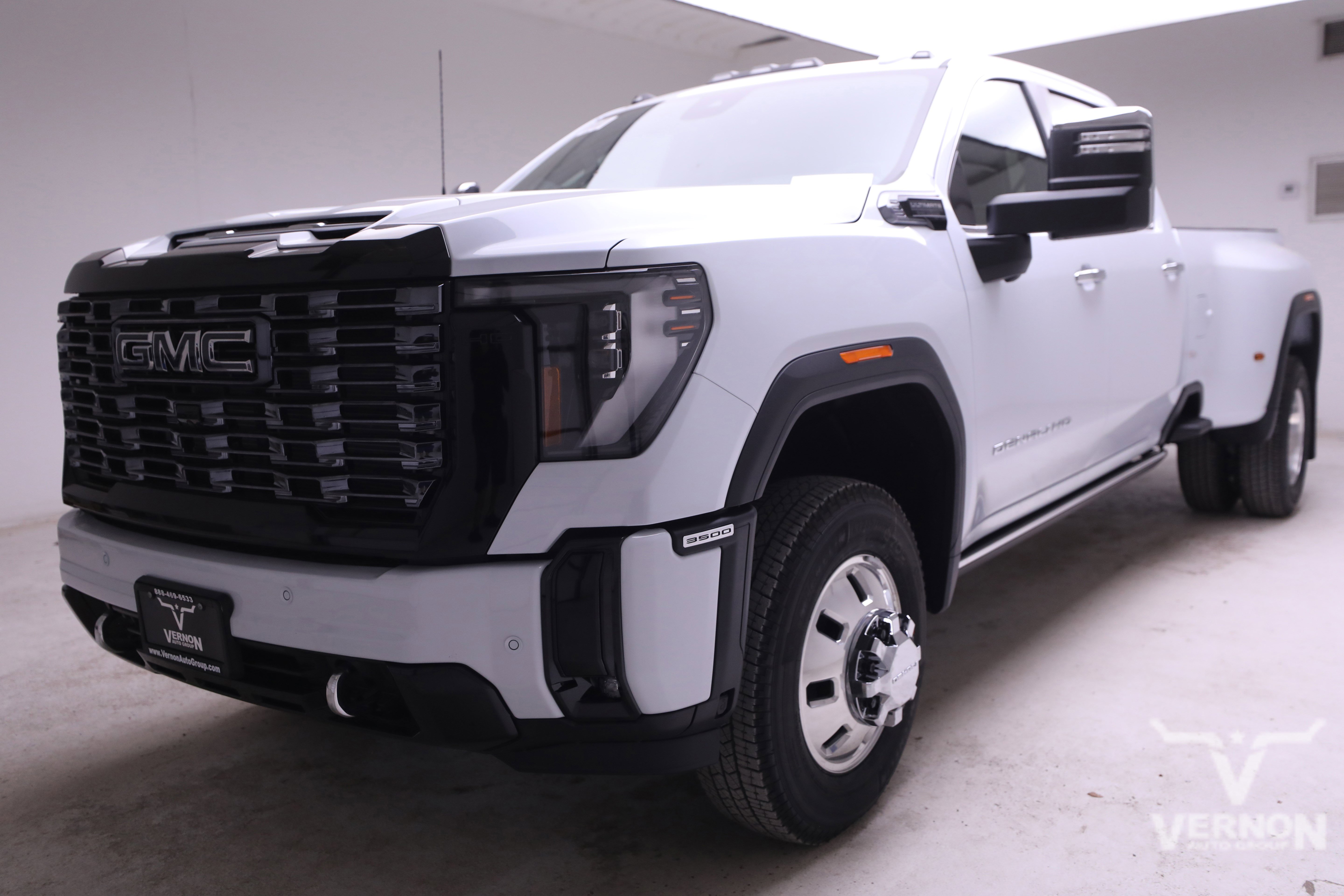 2026 GMC Sierra 3500HD Denali Ultimate's photo