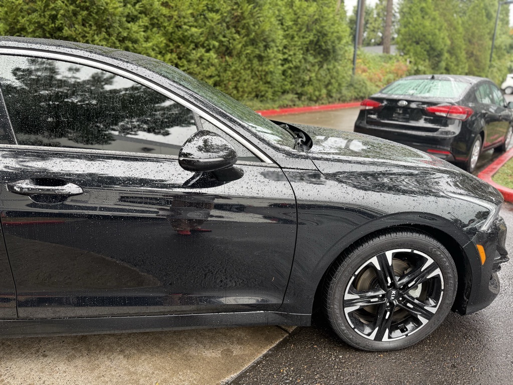2021 Kia K5 GT-Line photo 14