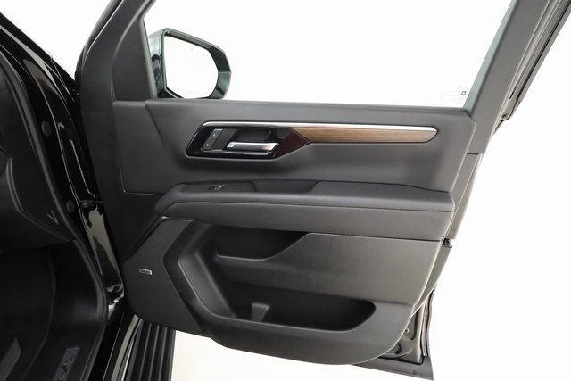 2025 Chevrolet Tahoe High Country photo 22