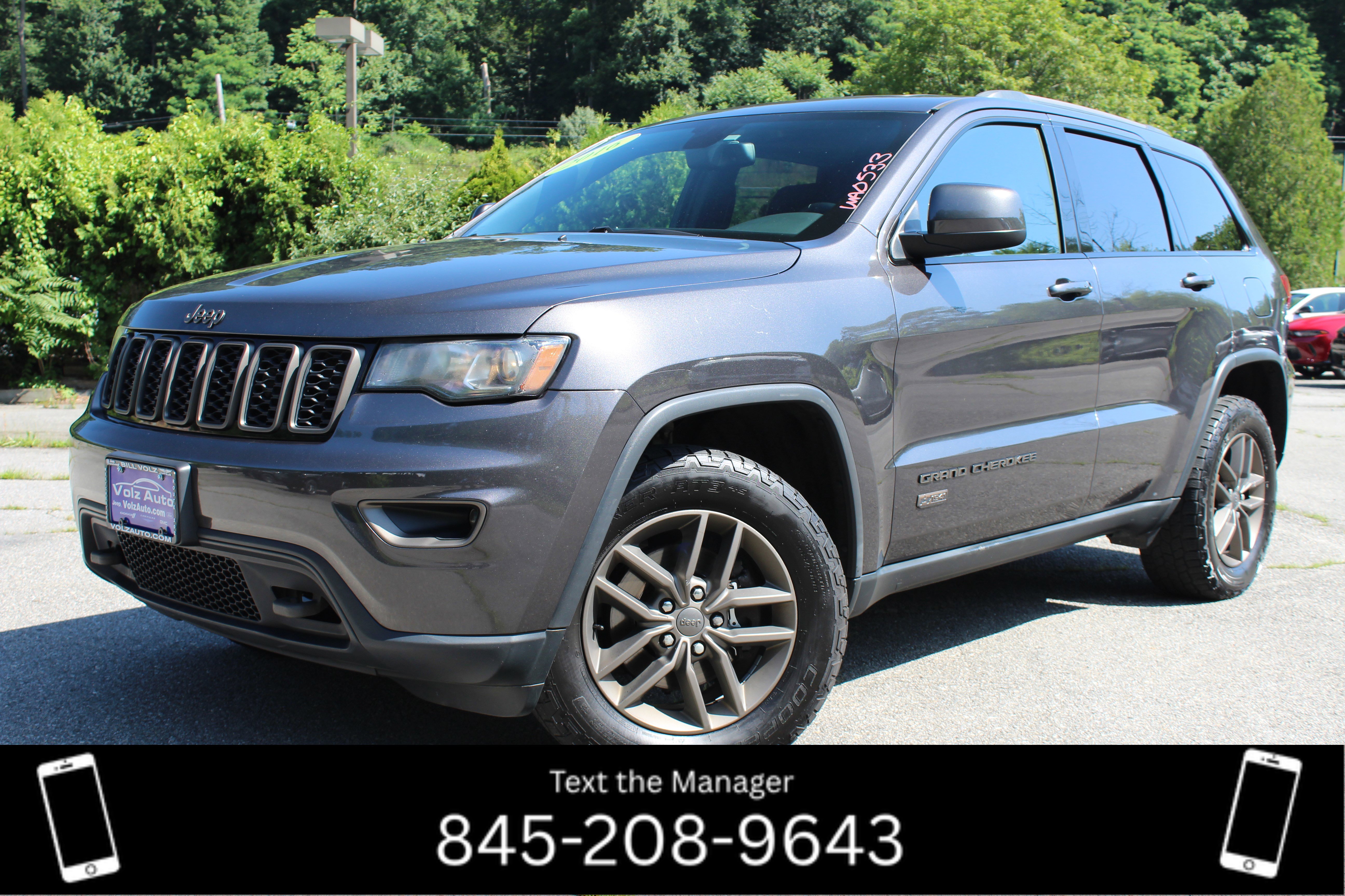 2016 Jeep Grand Cherokee Laredo's photo