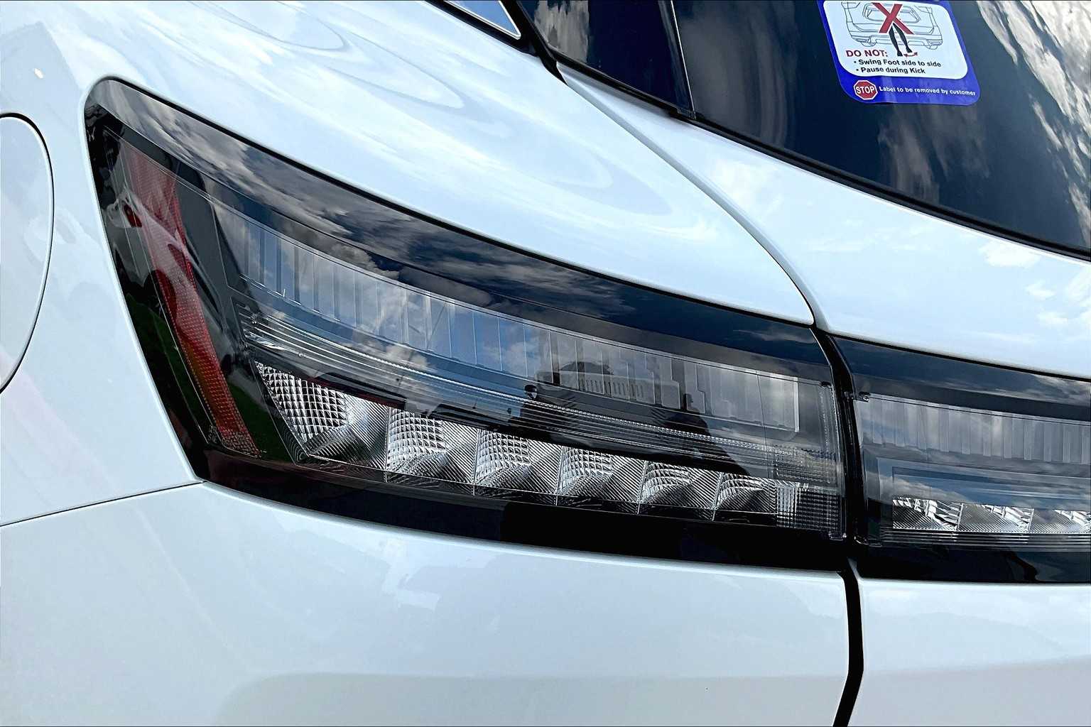 2025 Nissan Murano Platinum photo 10