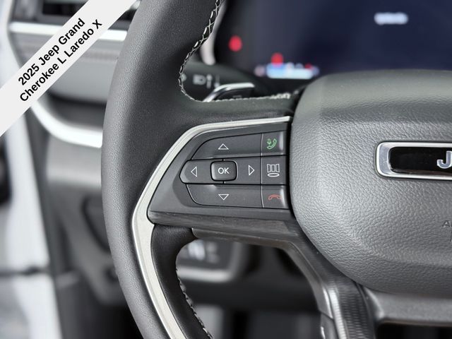 2025 Jeep Grand Cherokee Laredo X photo 35