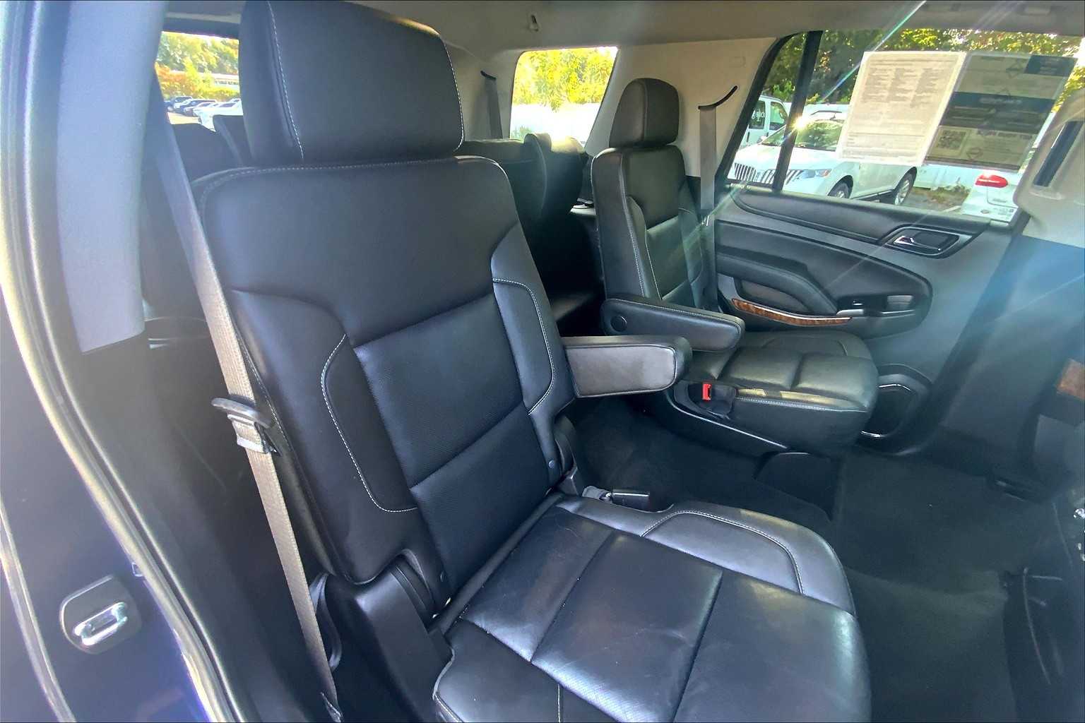 2018 Chevrolet Tahoe Premier photo 19