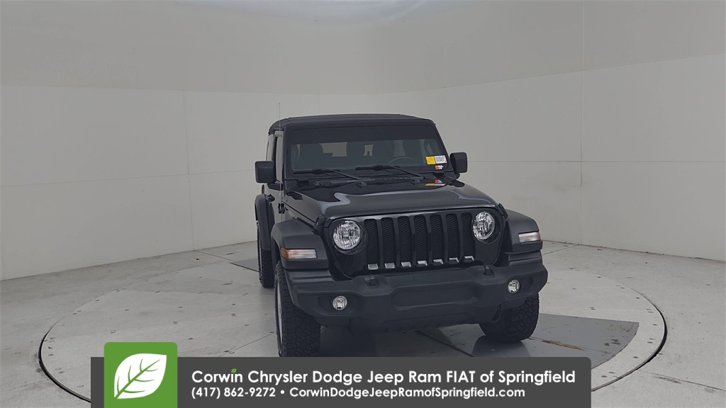 2020 Jeep Wrangler Sport S photo 4