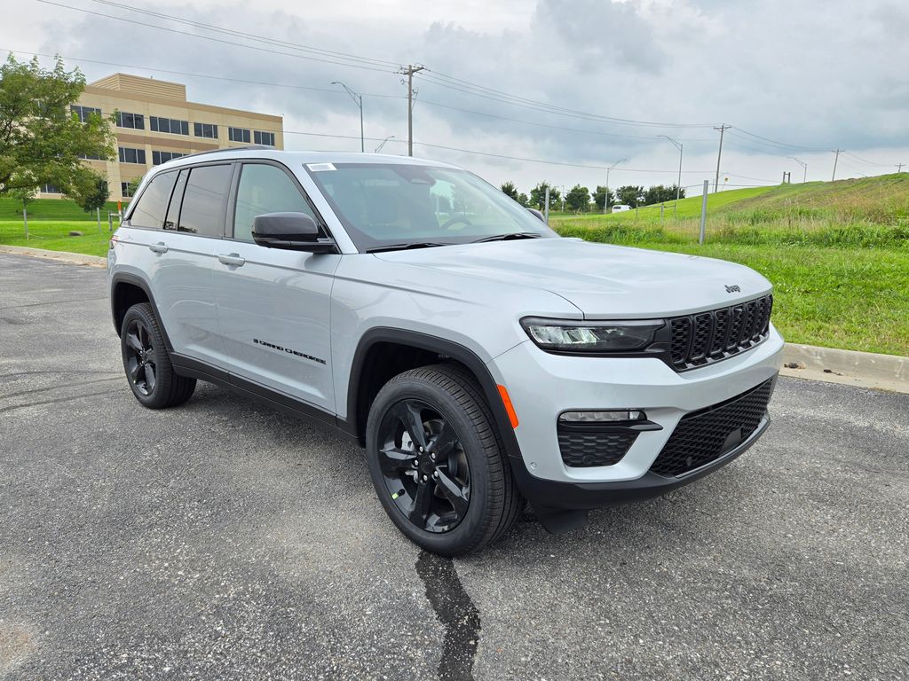 2025 Jeep Grand Cherokee Limited's photo
