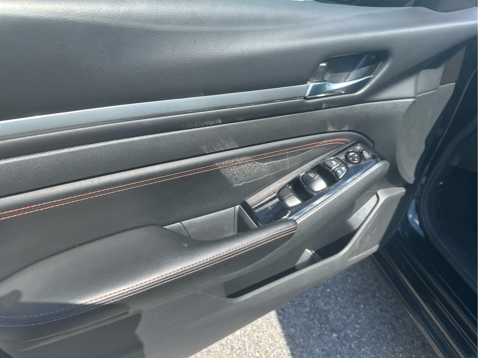 2023 Nissan Altima 2.5 SR photo 6