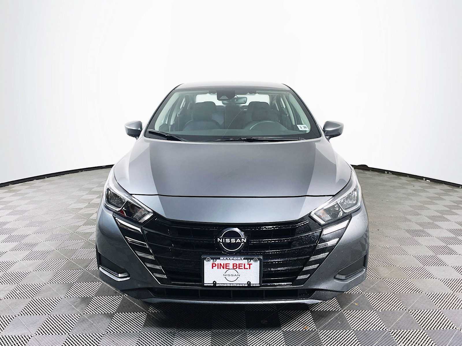 2024 Nissan Versa SV photo 2
