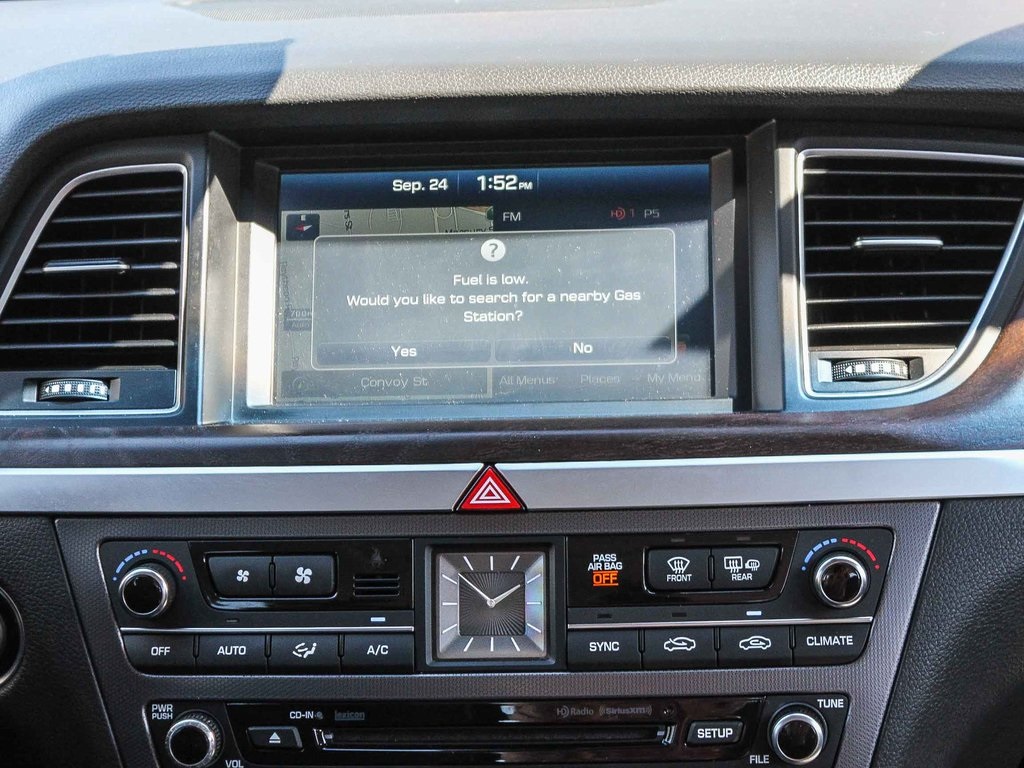 2015 Hyundai Genesis 5.0 photo 14
