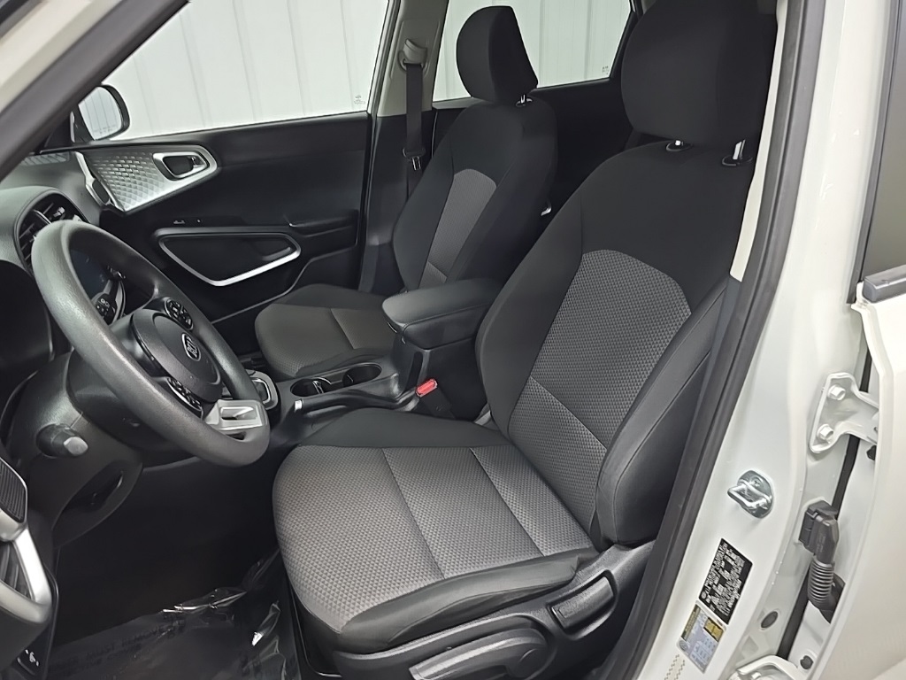 2021 Kia Soul LX photo 29