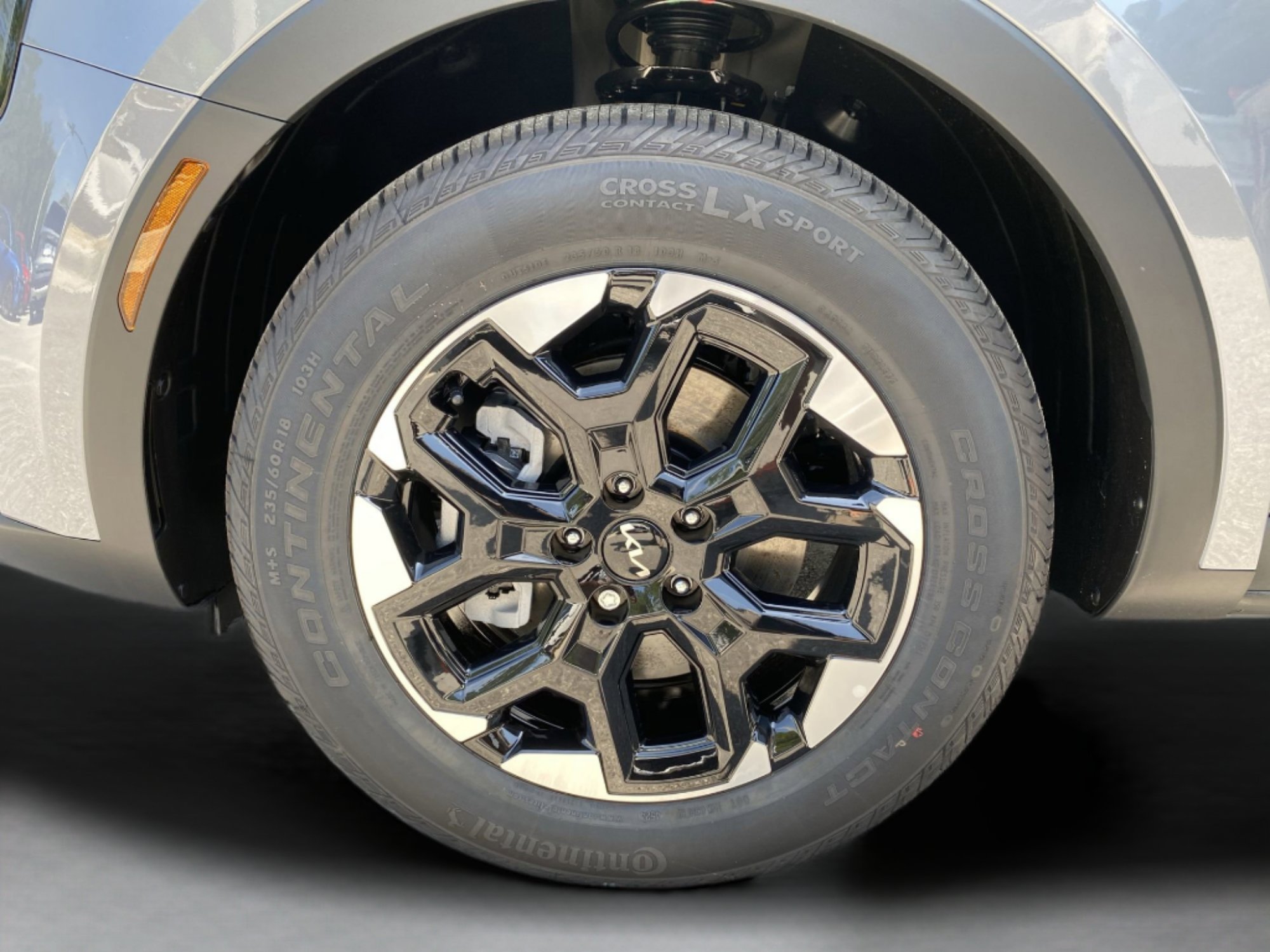 2025 Kia Sorento S photo 24