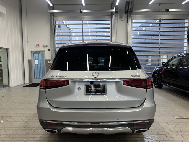 2022 Mercedes Benz GLS 450 4MATIC photo 4