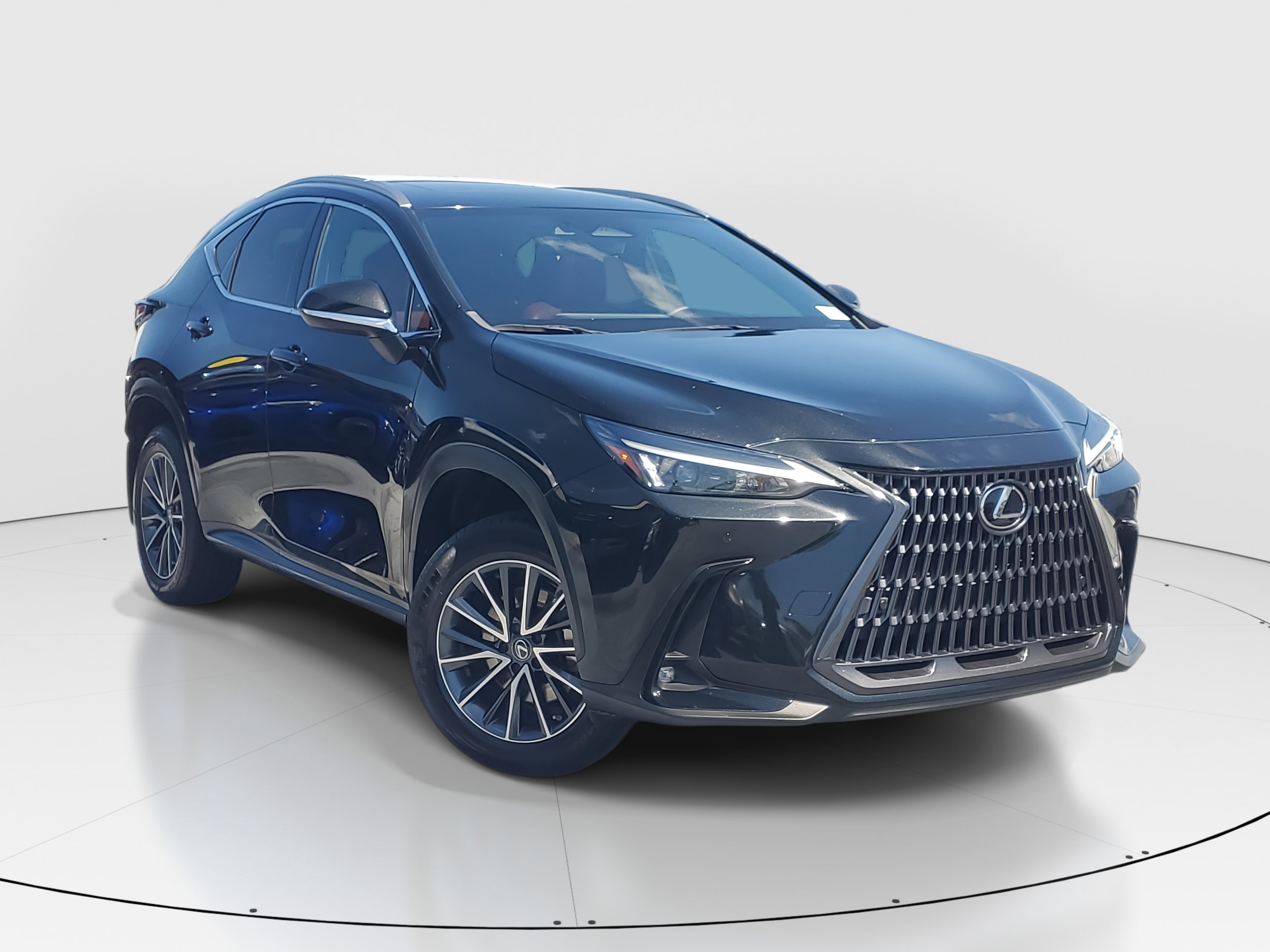 2022 Lexus NX 350 Premium photo 2