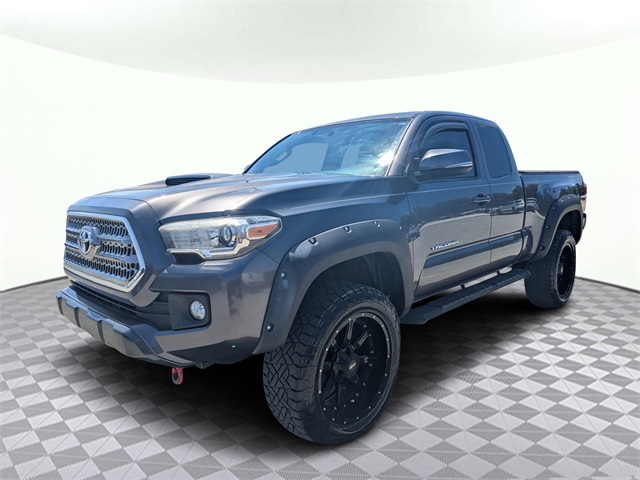 2017 Toyota Tacoma SR5 TRD Sport photo 8