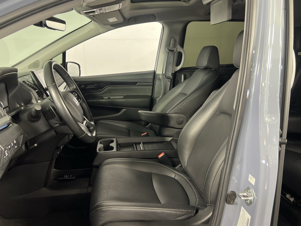 2024 Honda Odyssey Touring photo 15