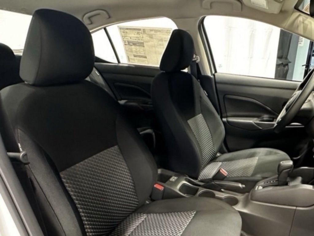 2025 Nissan Versa S photo 23